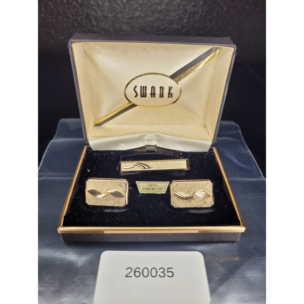 Swank Cufflink Tie Bar Set Gold Tone Swiss Diamond Cut Textured Wing Motif Boxed